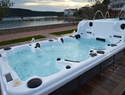Spa Pool Manufacturer in Bhopal